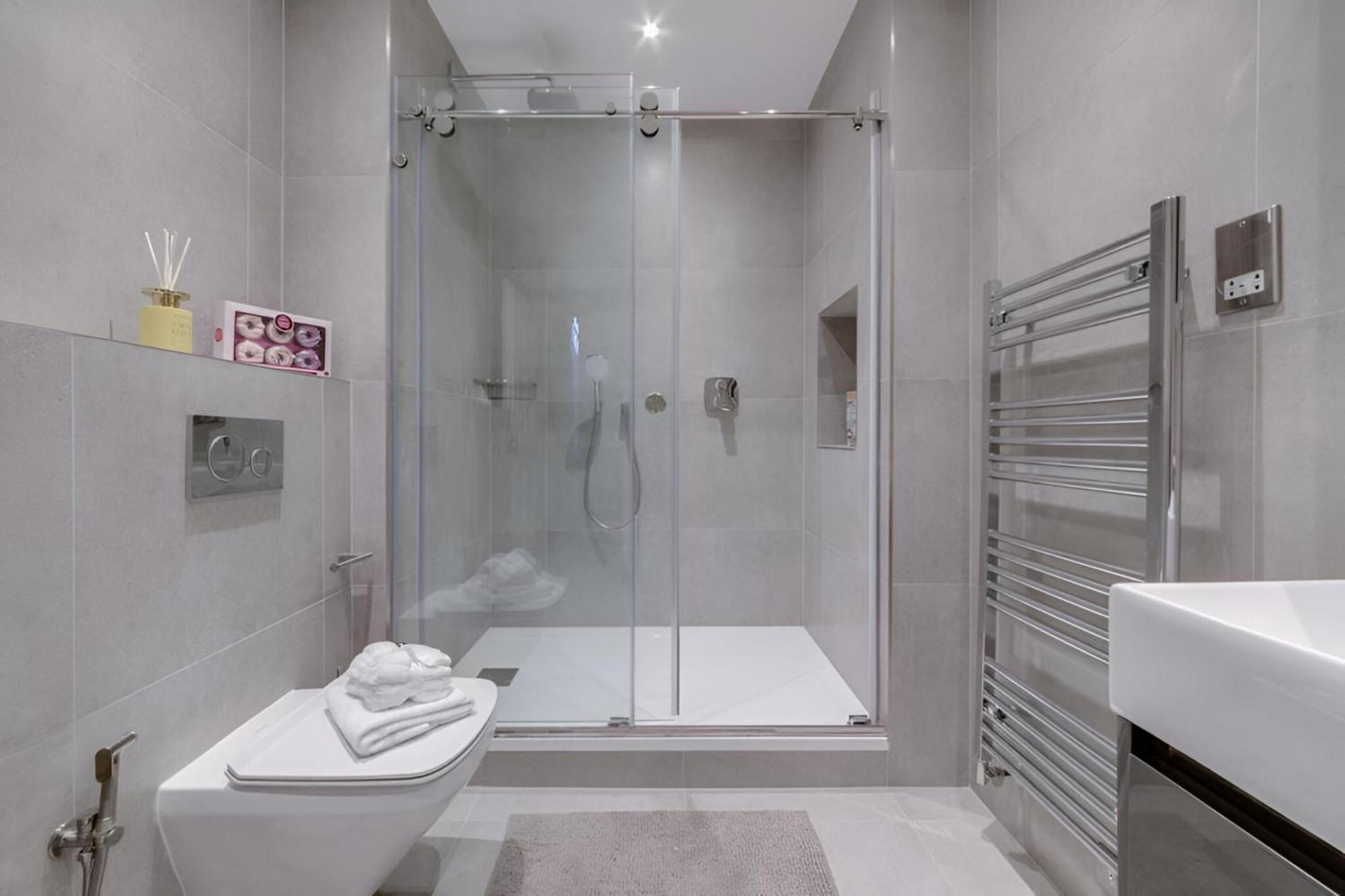 Luxury London 3 Bedroom Duplex With Pool Table - 4Hs Luaran gambar